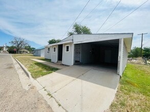Building Photo - 1114 N Elgin Ave
