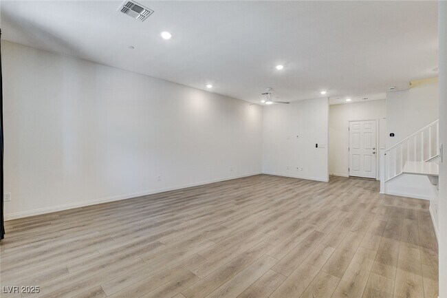 Foto del edificio - 3642 Stoppani Ave