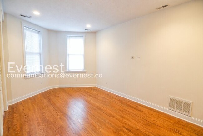 Foto del edificio - 1636 N North Park Avenue