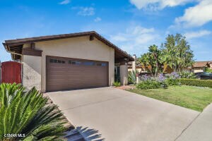 Building Photo - 1714 Sandal Wood Pl