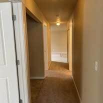 Pasillo de 2 dormitorios - Tullamore Place Apartments