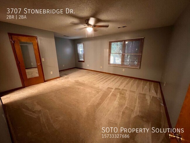 Building Photo - Spacious, Open 2BD/2BA Duplex in Stonebrid...