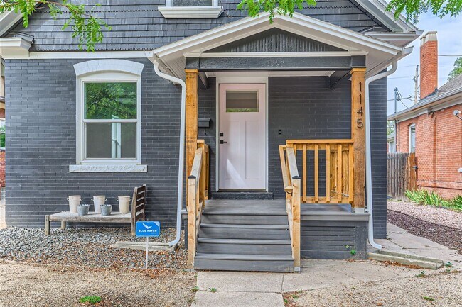Building Photo - Charming Remolded Bungalow