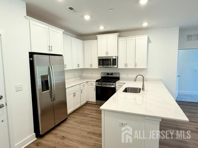 Building Photo - 29104 Radford Ct