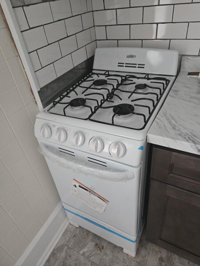 Foto del edificio - 17 W Madison Ave