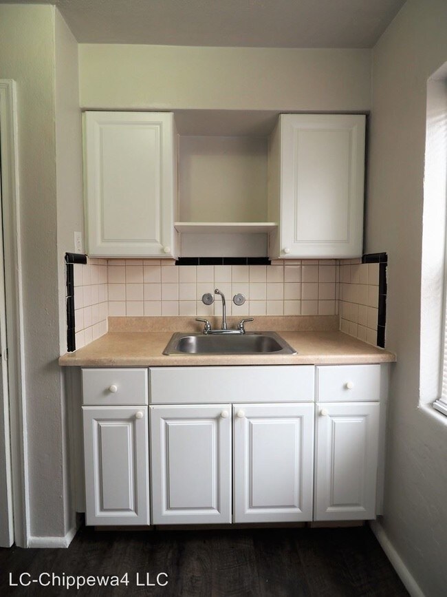 Foto del edificio - 5412 Chippewa St