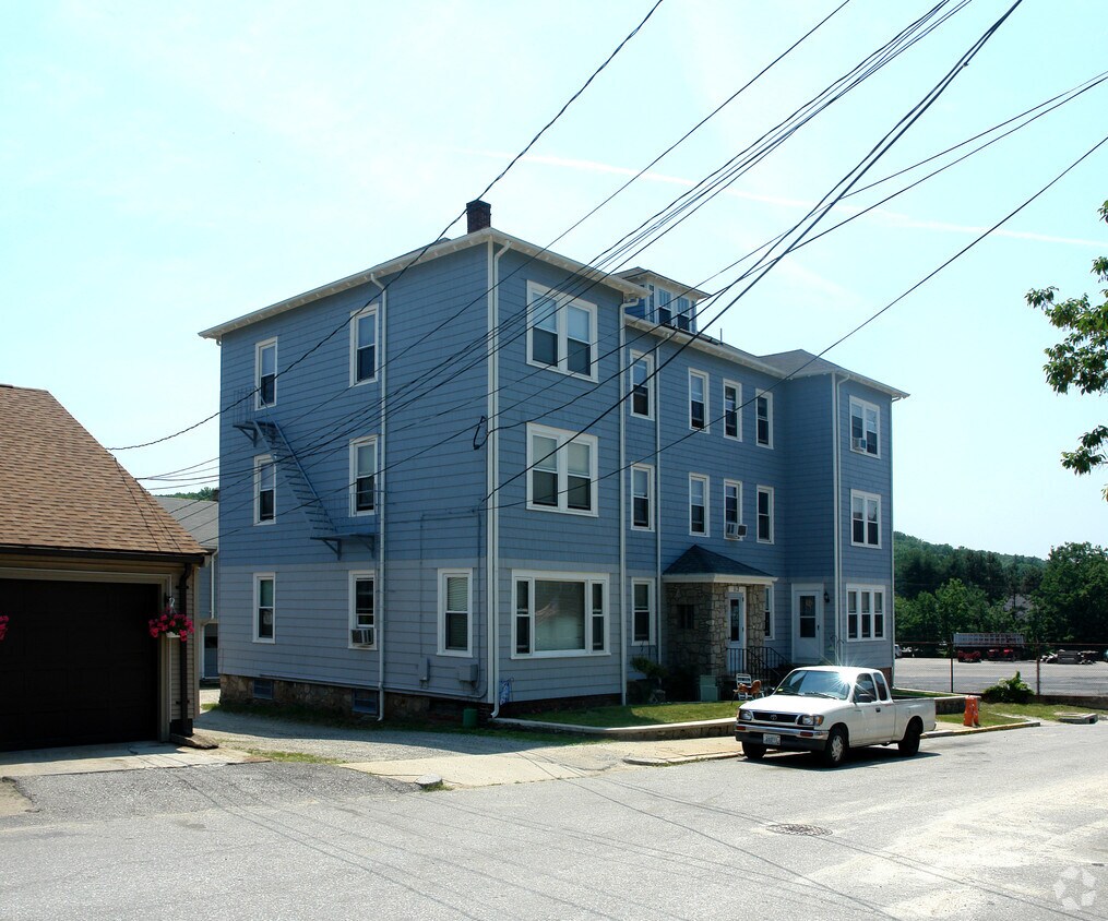 112 Loring St, Woonsocket, RI 02895 Apartments in Woonsocket, RI