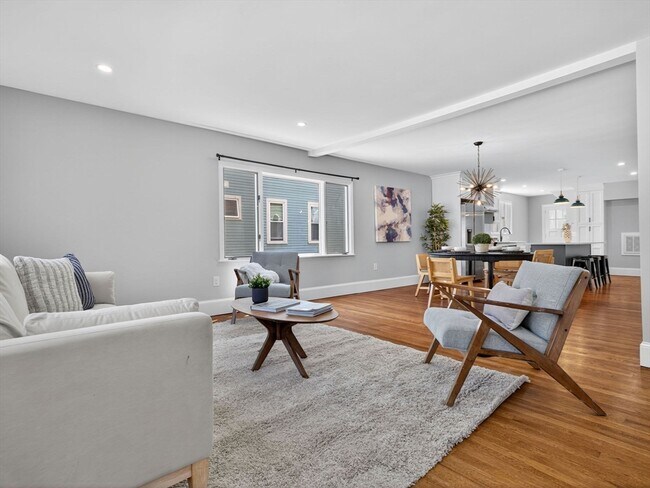 Foto del edificio - 111 Sharon St