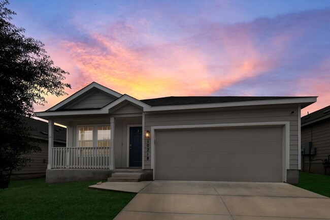 Open-Concept Living with New Flooring - Open-Concept Living with New Flooring House