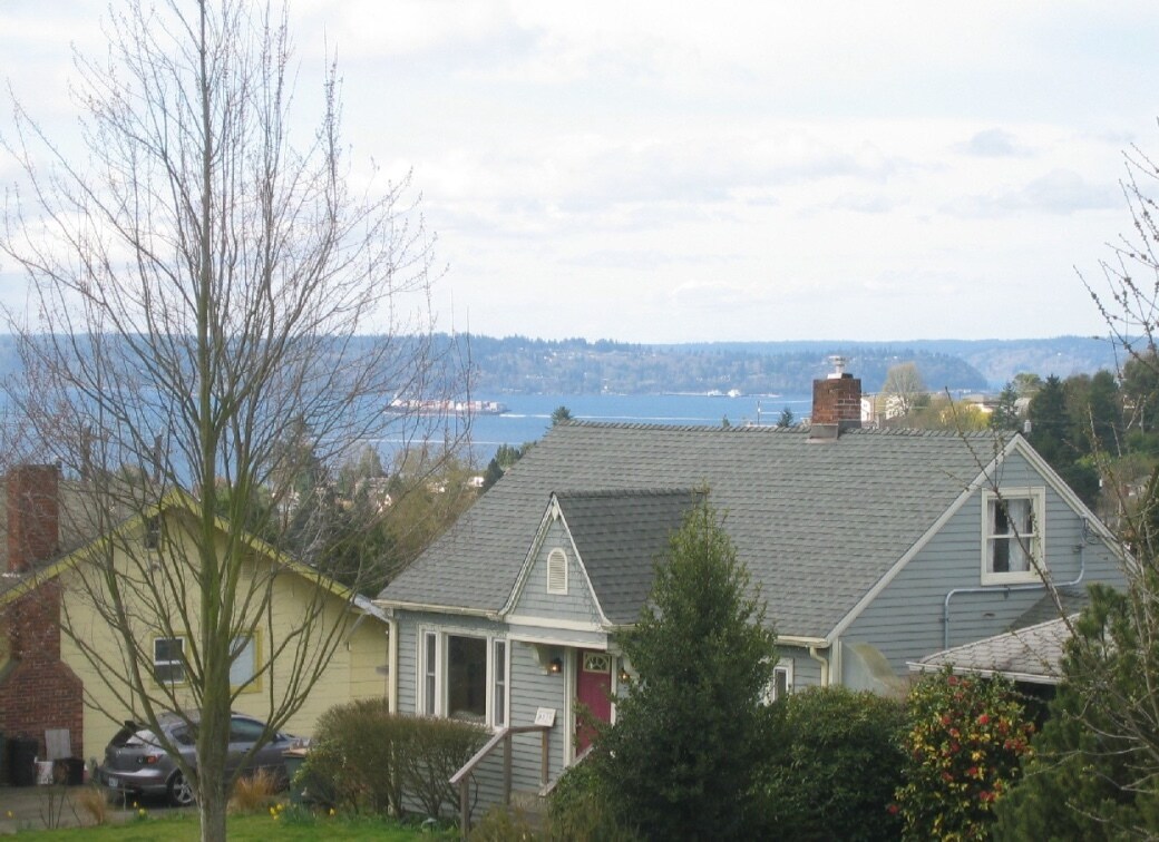 Primary Photo - 4026 45th Ave SW