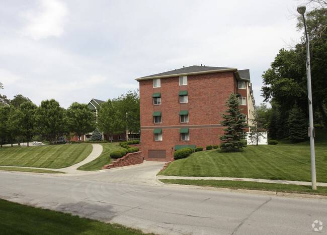 Building Photo - The Arboretum