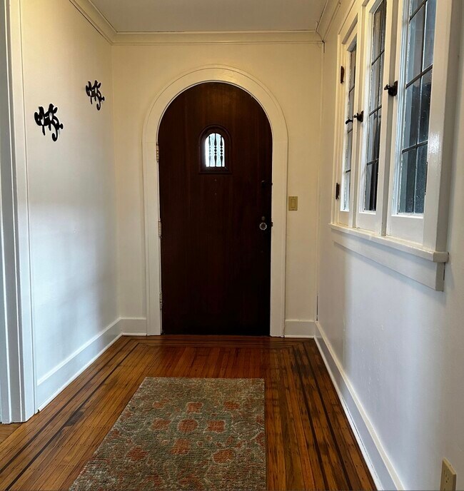 Foto del edificio - 9 Hickory St