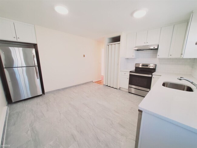 Foto del edificio - 2 br, 1 bath Condo - 1307 Hope St Unit 5