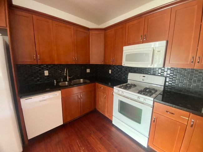 Foto del edificio - 332 S Virgil Ave