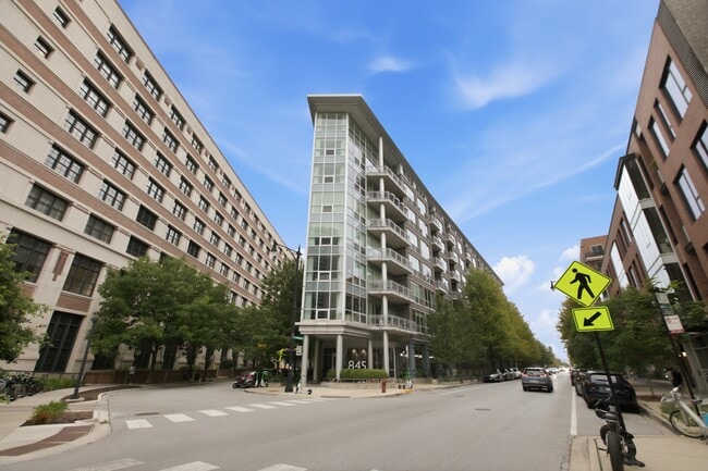 Building Photo - 845 N Kingsbury,