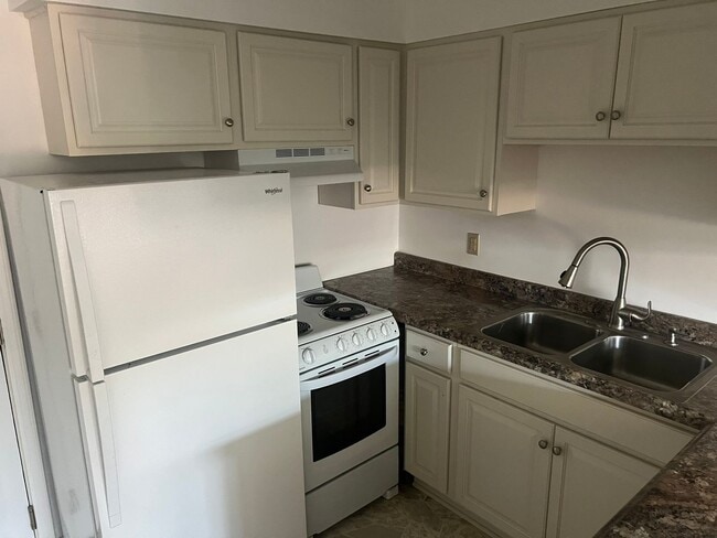 Foto del edificio - 920 Greenbrier Rd