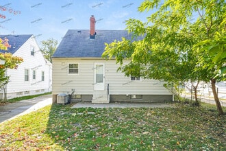 Building Photo - 27511 Forestview Ave
