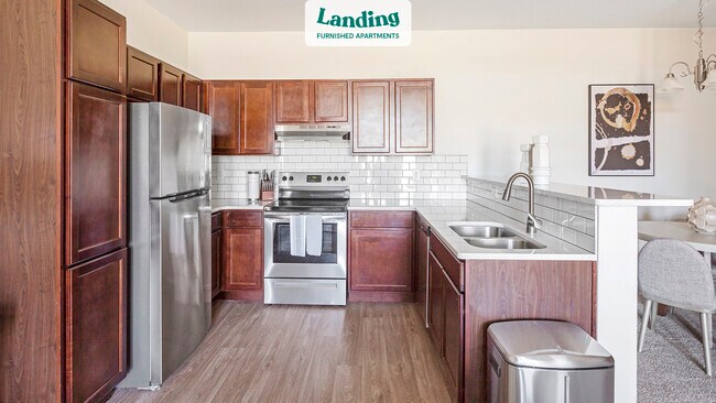 Foto del edificio - 17551 Pinkney St