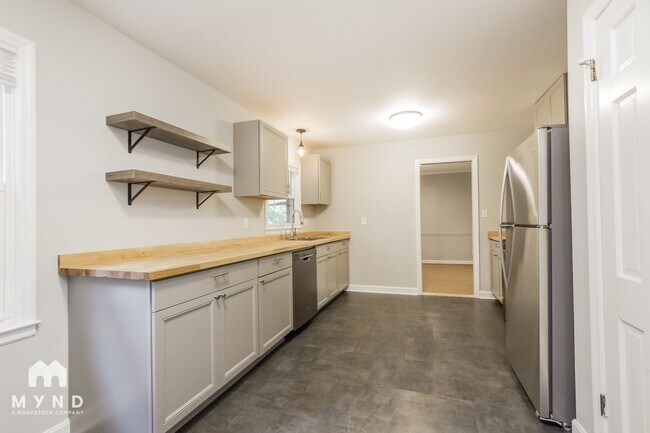 Foto del edificio - 6623 Brunning Glen Ct