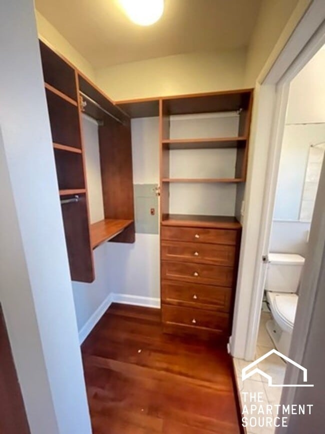 Foto del edificio - 700 W Bittersweet Pl