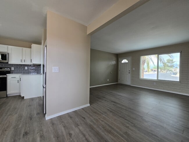 Building Photo - 3645 S Alberta Pl