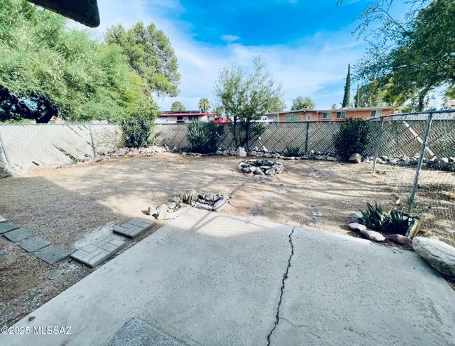 Foto del edificio - 3817 S Queen Palm Dr