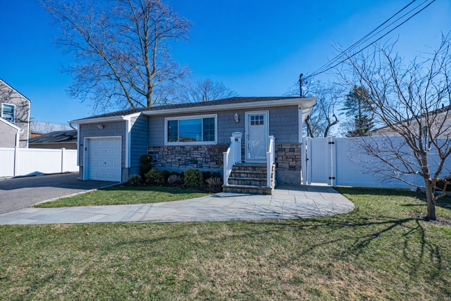 Building Photo - 2002 City Ave