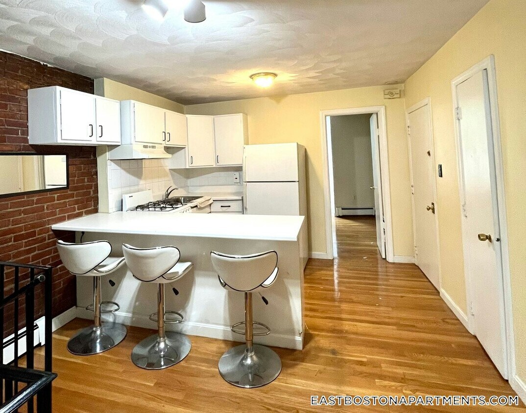 Primary Photo - 145 Princeton St