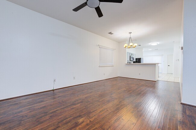 Foto del edificio - 11760 Jelicoe Dr