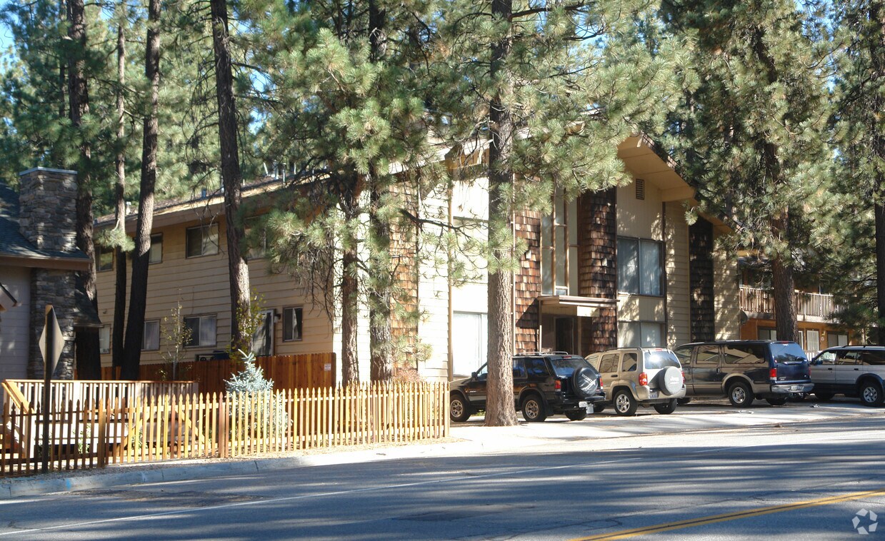 Studio, Apartments in Big Bear Lake, CA Westside Rentals