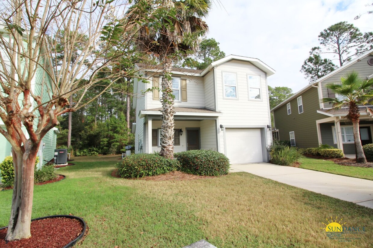 Primary Photo - Charming 3 Bedroom Home in Plantation at S...