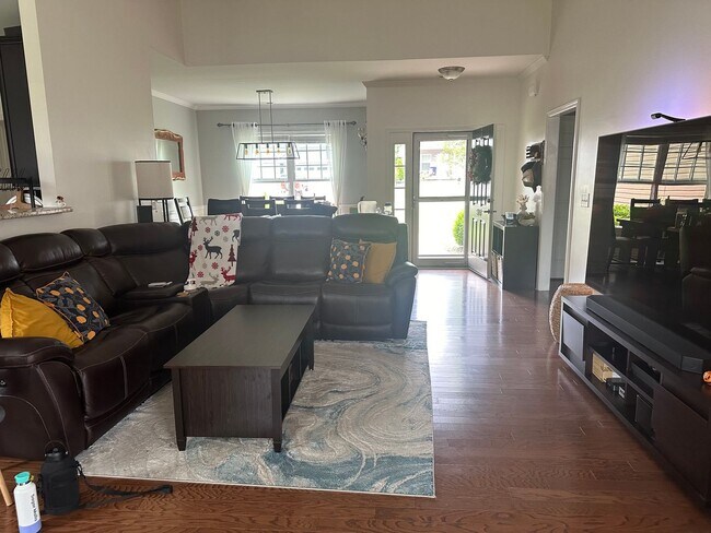 Foto del edificio - 4 Bedrooms/2 Full Baths Home  Johnson City, TN 37615