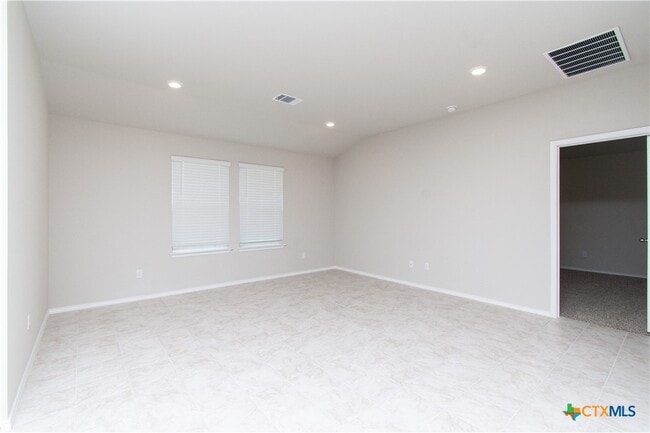 Building Photo - 1412 Rolling Thunder Dr
