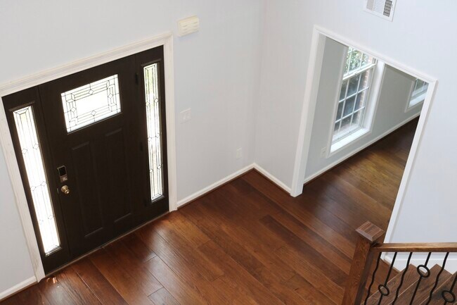 Foto del edificio - 534 Grove Creek Ct SW