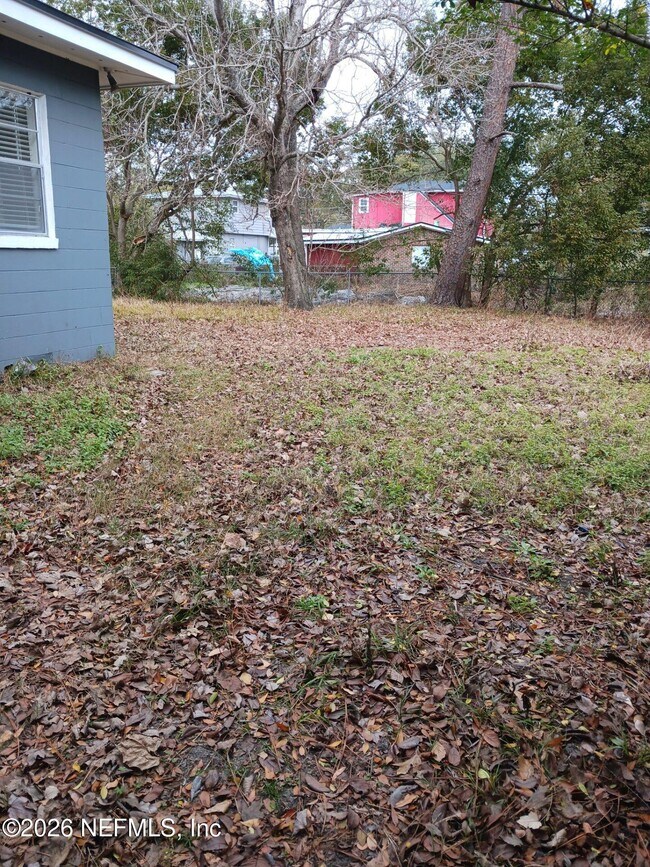 Foto del edificio - 2733 King Cole Dr