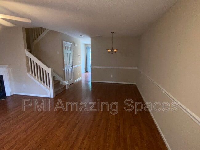 Foto del edificio - 17039 Turning Stick Ct