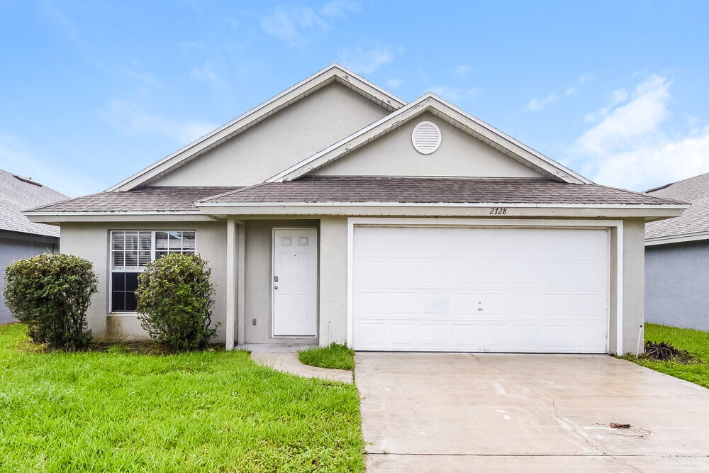 Primary Photo - 2728 Regency Oak Ln