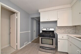 Building Photo - 4666 E 86th St