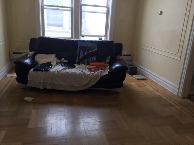Building Photo - 2118 Bay Ridge Pky