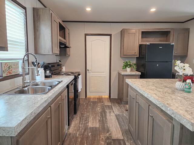 Building Photo - 141 Ponderosa Way