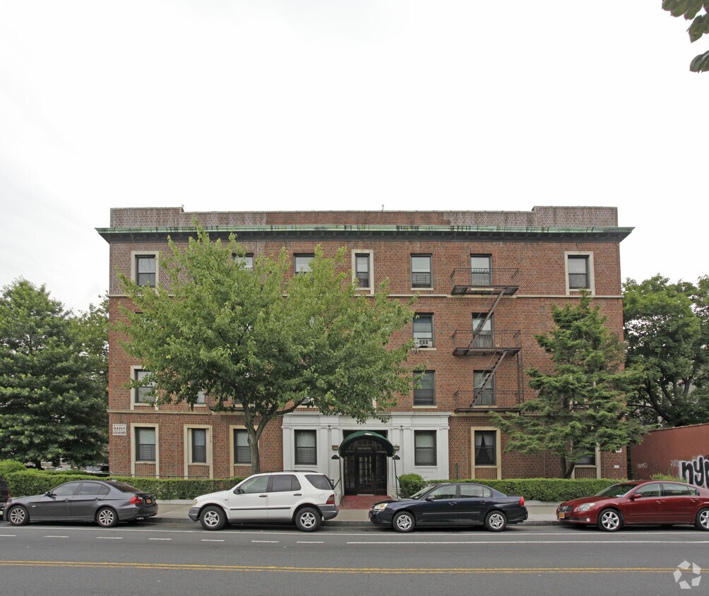 Building Photo - Meade Court
