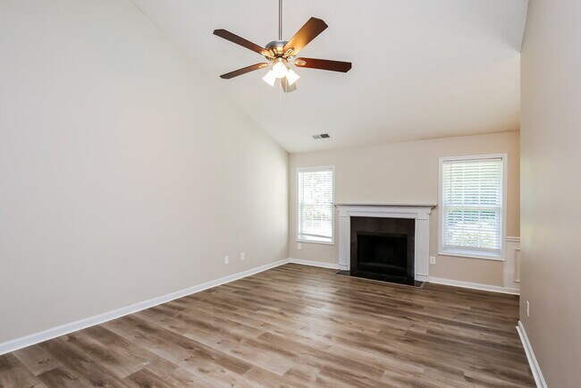 Building Photo - 4289 Duncan Ives Dr