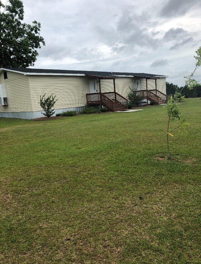 Foto principal - 1525 Bethel Church Rd