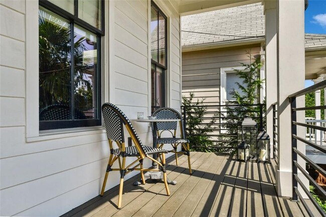 Foto del edificio - 222 Lampkin St NE