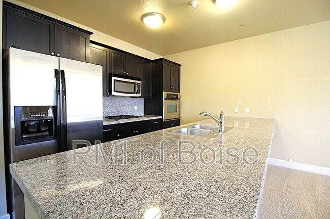 Foto del edificio - 412 S 13th St