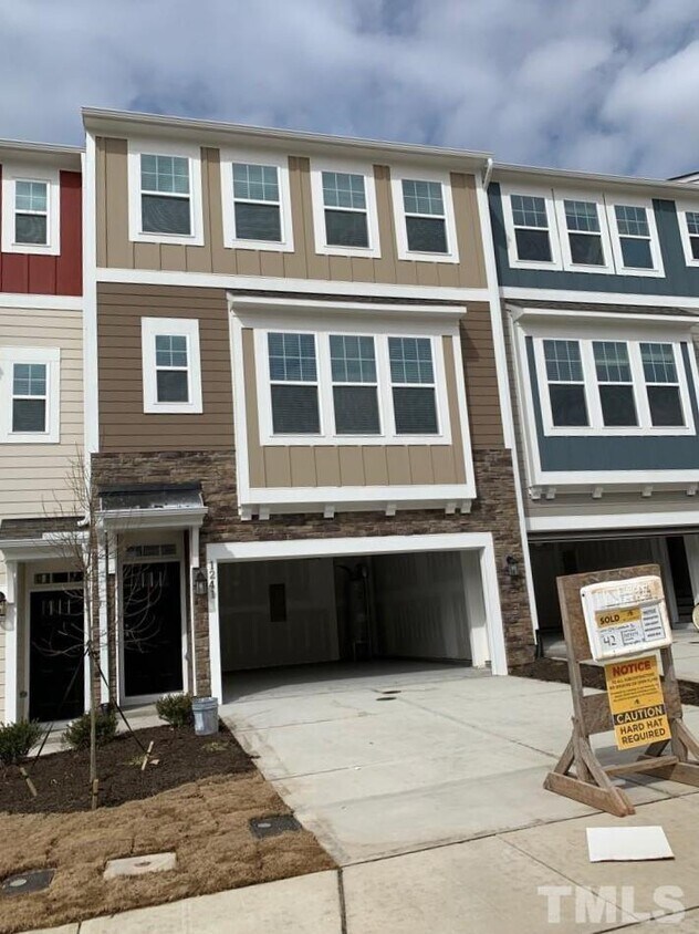 1241 Commack Dr, Durham, NC 27703 Townhouse for Rent in Durham, NC