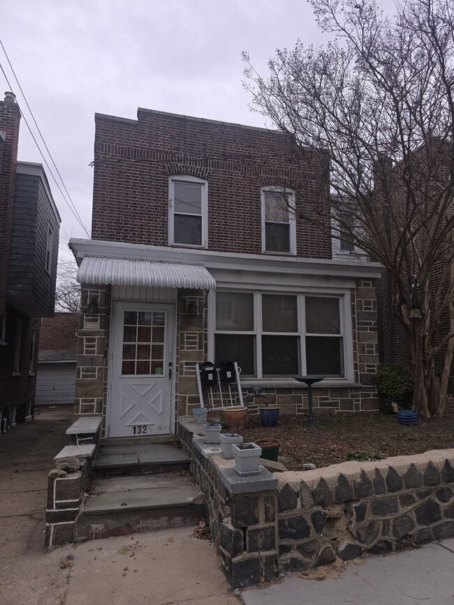 Building Photo - 1320 Linden St