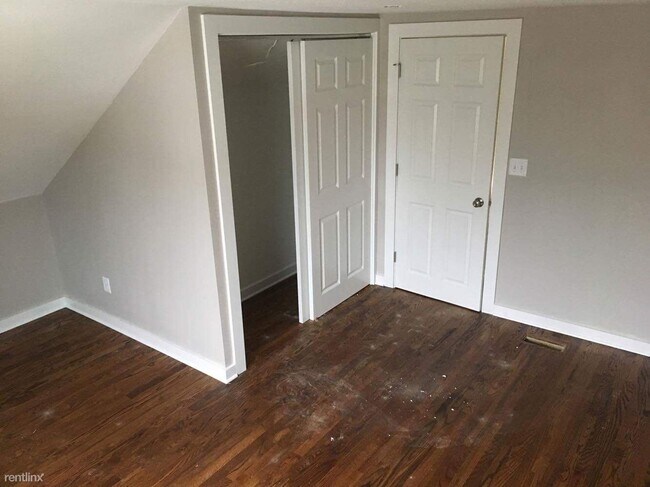 Foto del edificio - 3 br, 2 bath House - 2946 S Kinnickinnic