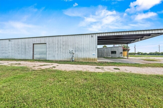Building Photo - 28922 Farm to Market 2920