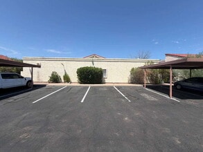 Building Photo - 13644 N Hamilton Dr